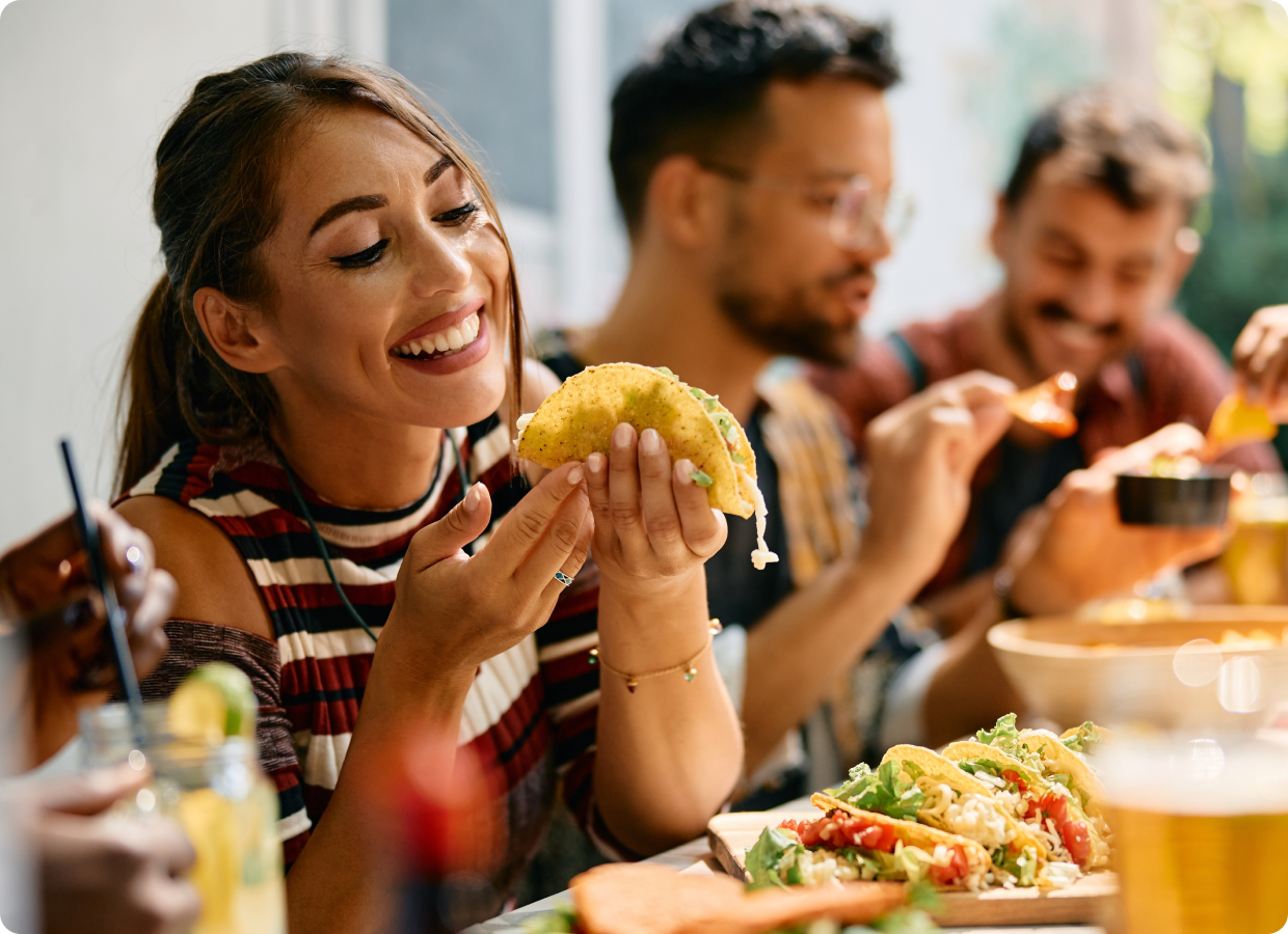 woman out to eat with friends